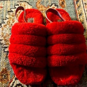 UGG Fluff yeah slide sandal- Ribbon Red